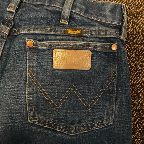 Men’s wrangler jeans - Picture 3 of 4